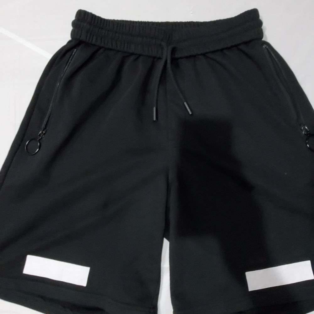 Off White Seeing Things short